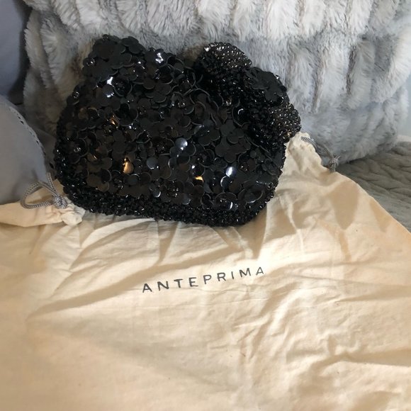 ANTEPRIMA rare Hello Kitty WireBag - Picture 4 of 8